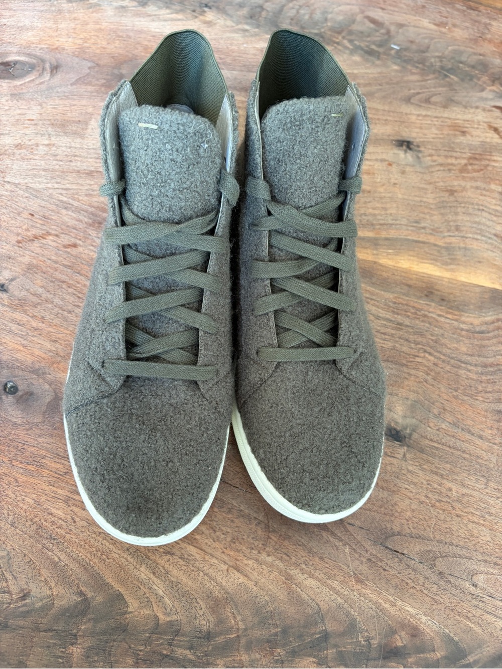 Eileen Fisher women’s Gaze Olive Green Wool High-Top sneaker  boots size 10